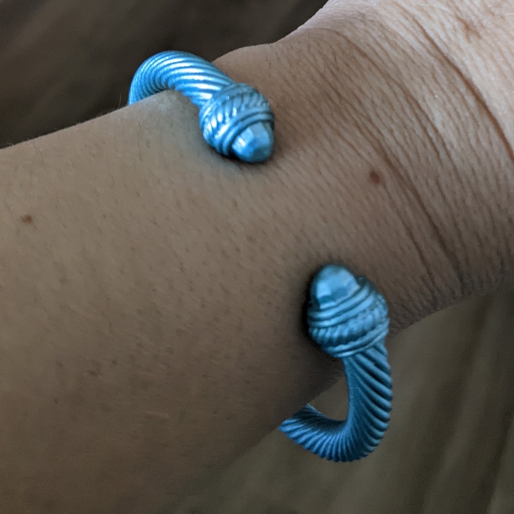 2 For $20 Designer Look Cuffs - Picture 6 of 6